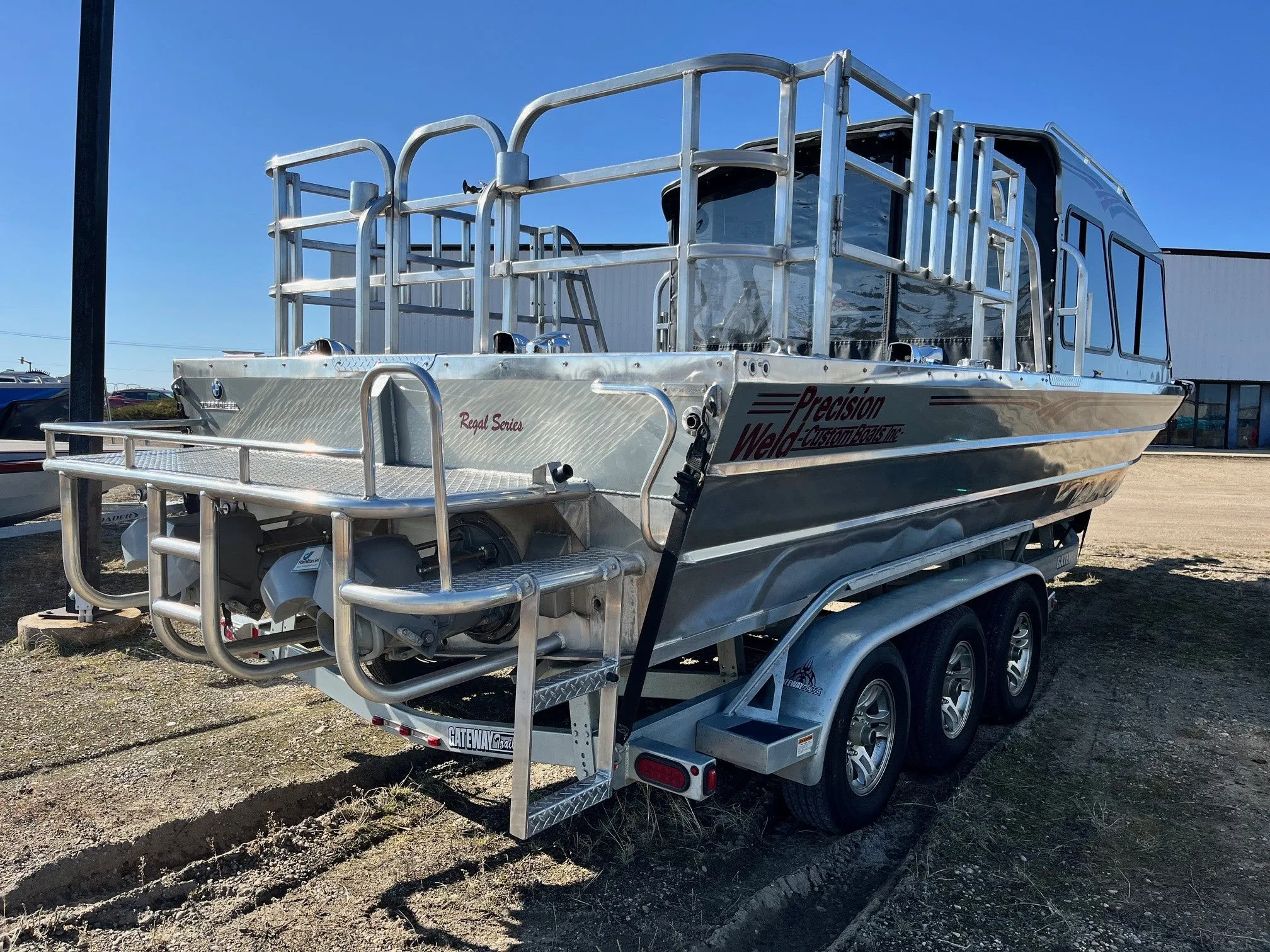 2014 26' Regal Twin Precision Weld