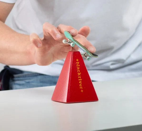 Blackriver Concrete Red Wallie Pylon