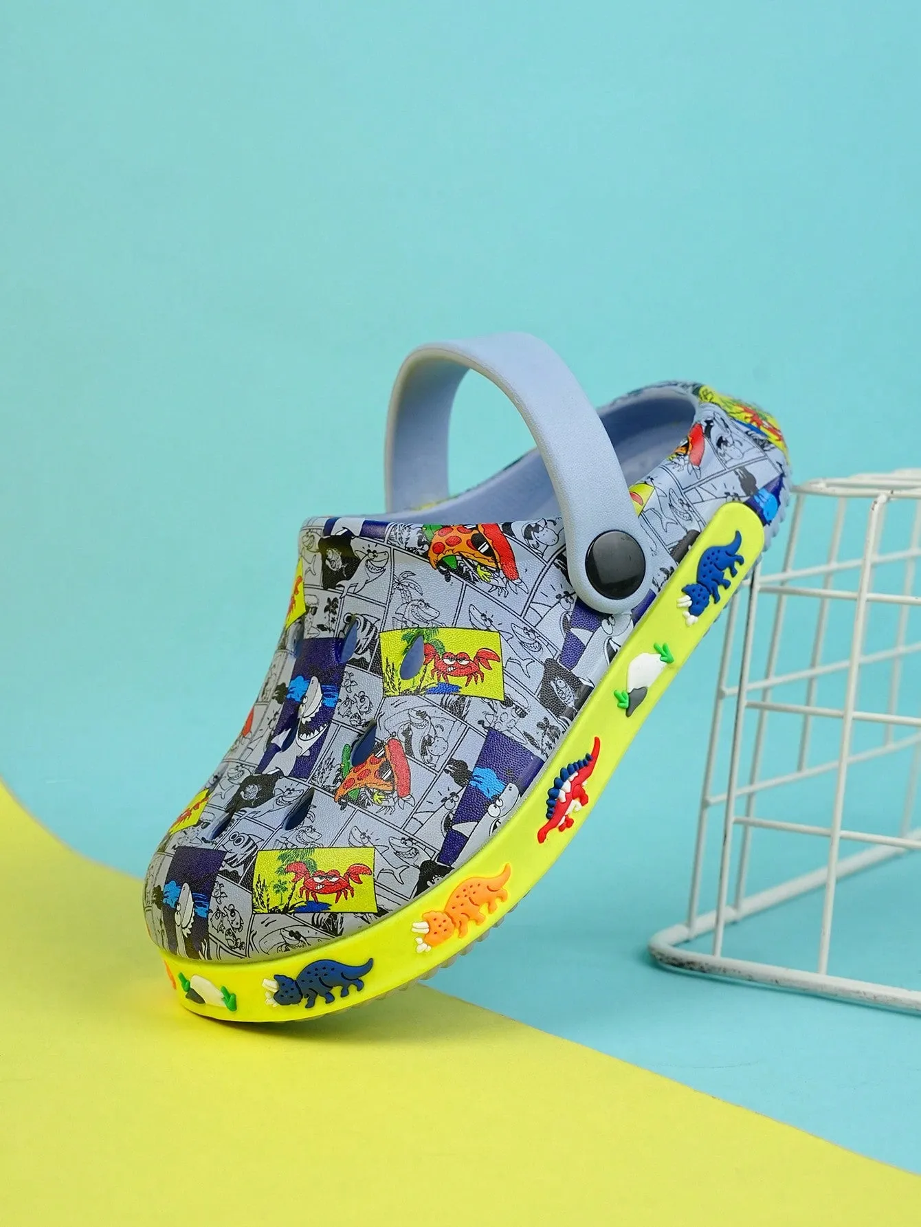 Boys Comic Pattern Hollow Out Vented Clogs For Summer