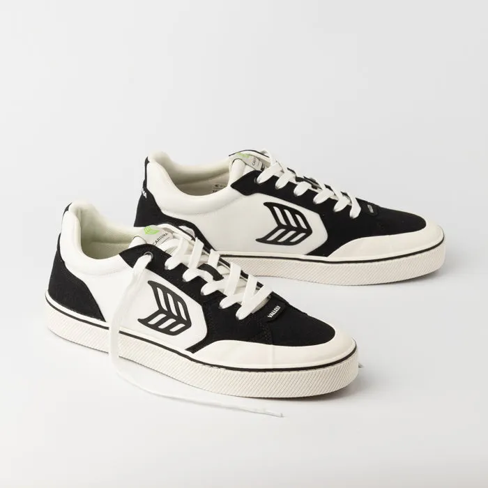 CARIUMA VALLELY Black/Vintage White  Women's  Sneaker