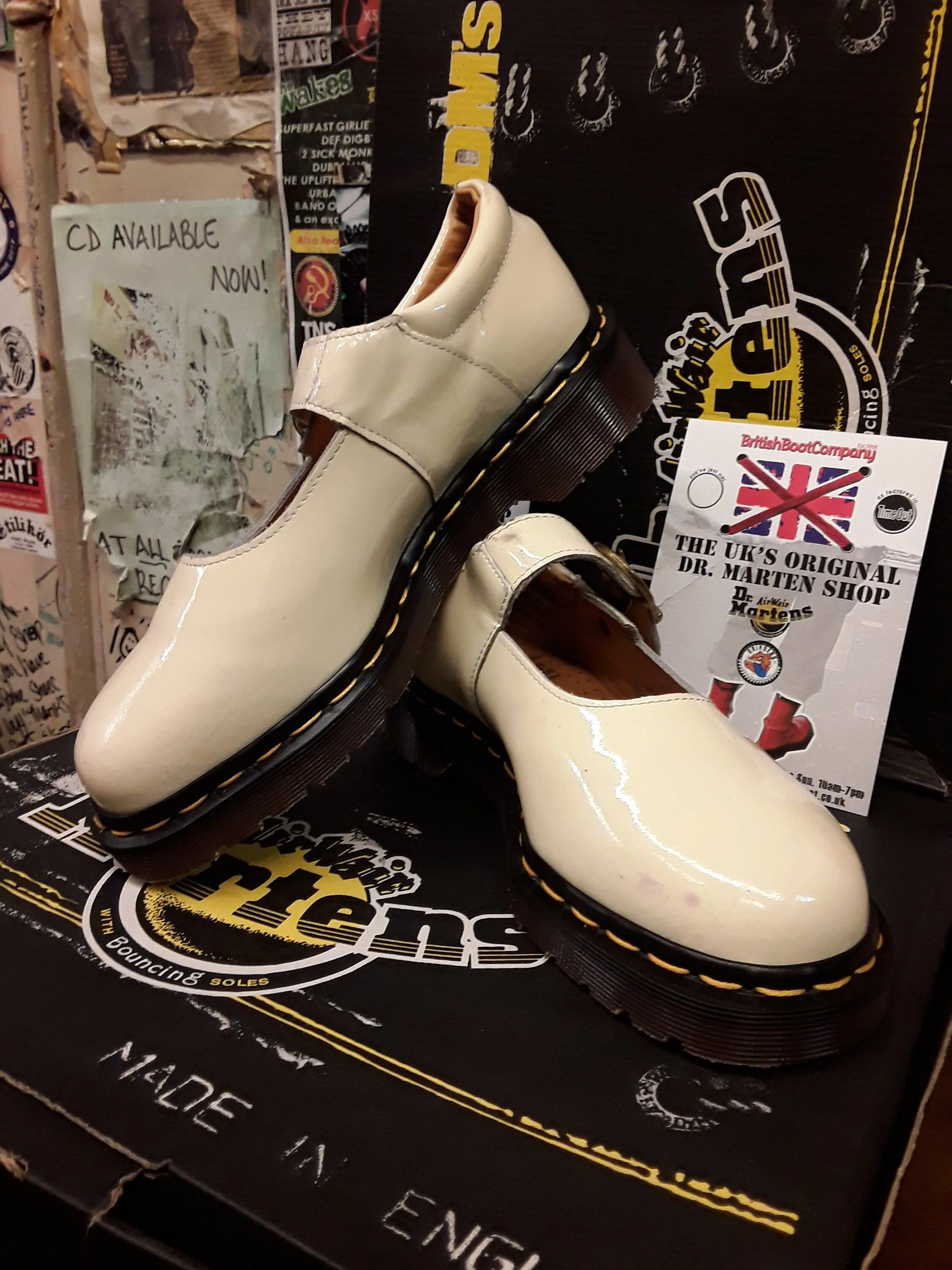 Dr Martens Strap Shoes, Made in England, Size UK5, Vintage 90's, Off White Patent  / 8141z