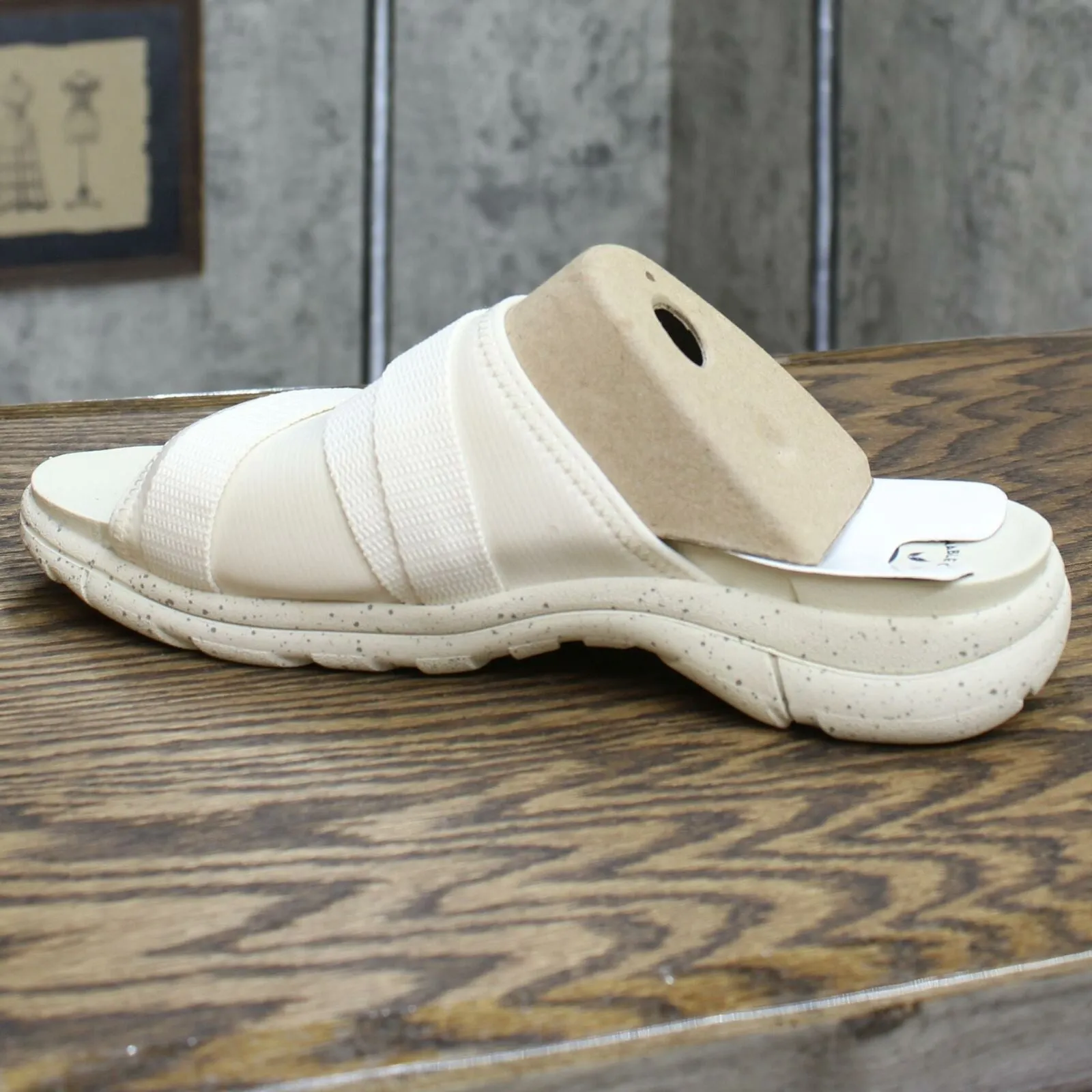 Dr. Scholls Essentials Women's Adelle Slide Sandals Tofu 9M