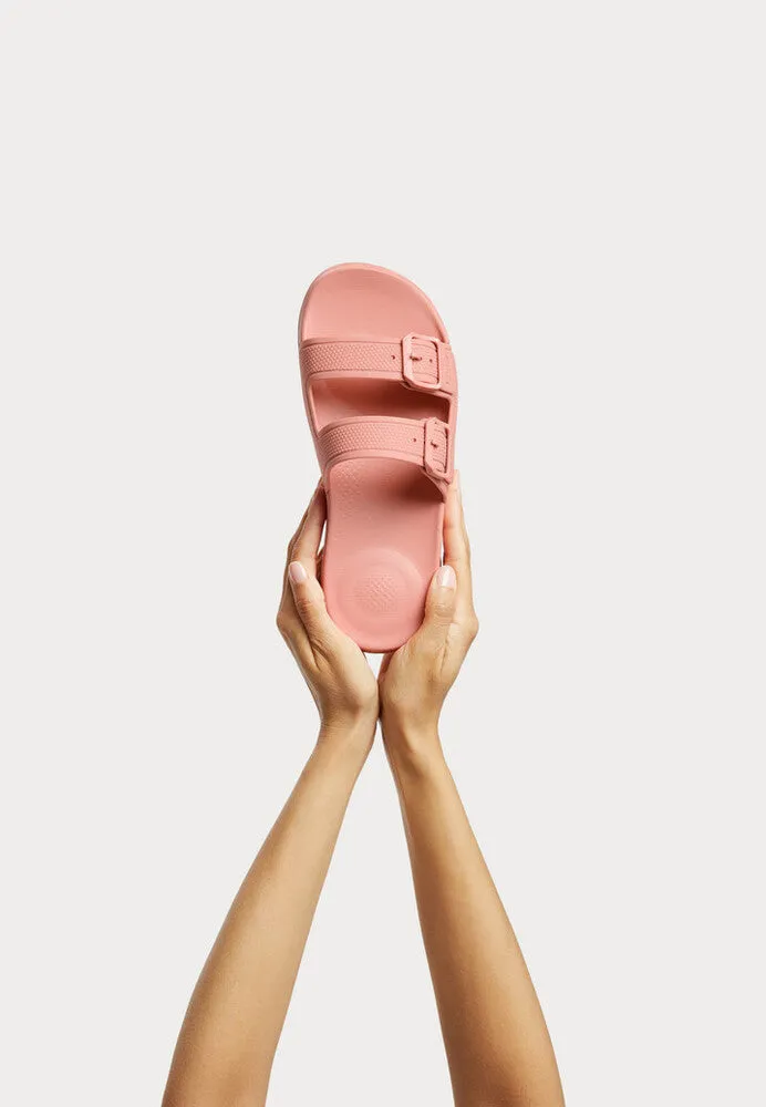 FitFlop IQUSHION Two-Bar Buckle Slides