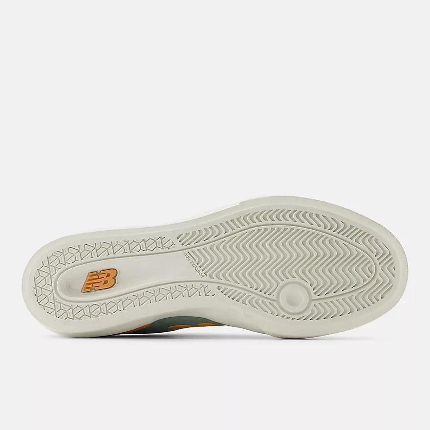 New Balance 272 Skate Shoes - Sage/ Peach