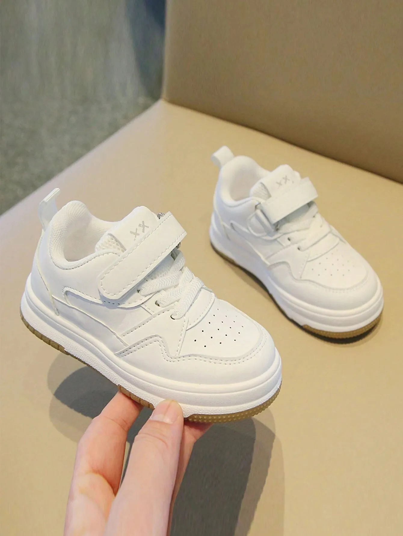 SHEIN Baby Sneakers Children's Casual White Shoes For Spring And Autumn Seasons